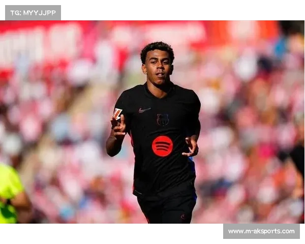 赫罗纳门将加萨尼加染红离场 主场失利暴露赛季潜在隐患